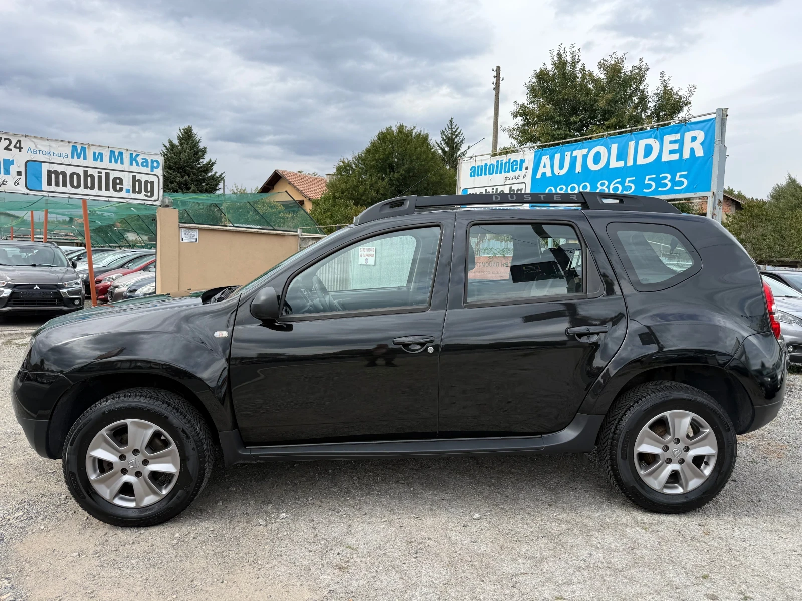 Dacia Duster 1.5dCi EURO 6b, снимка 8 - Автомобили и джипове - 56254112