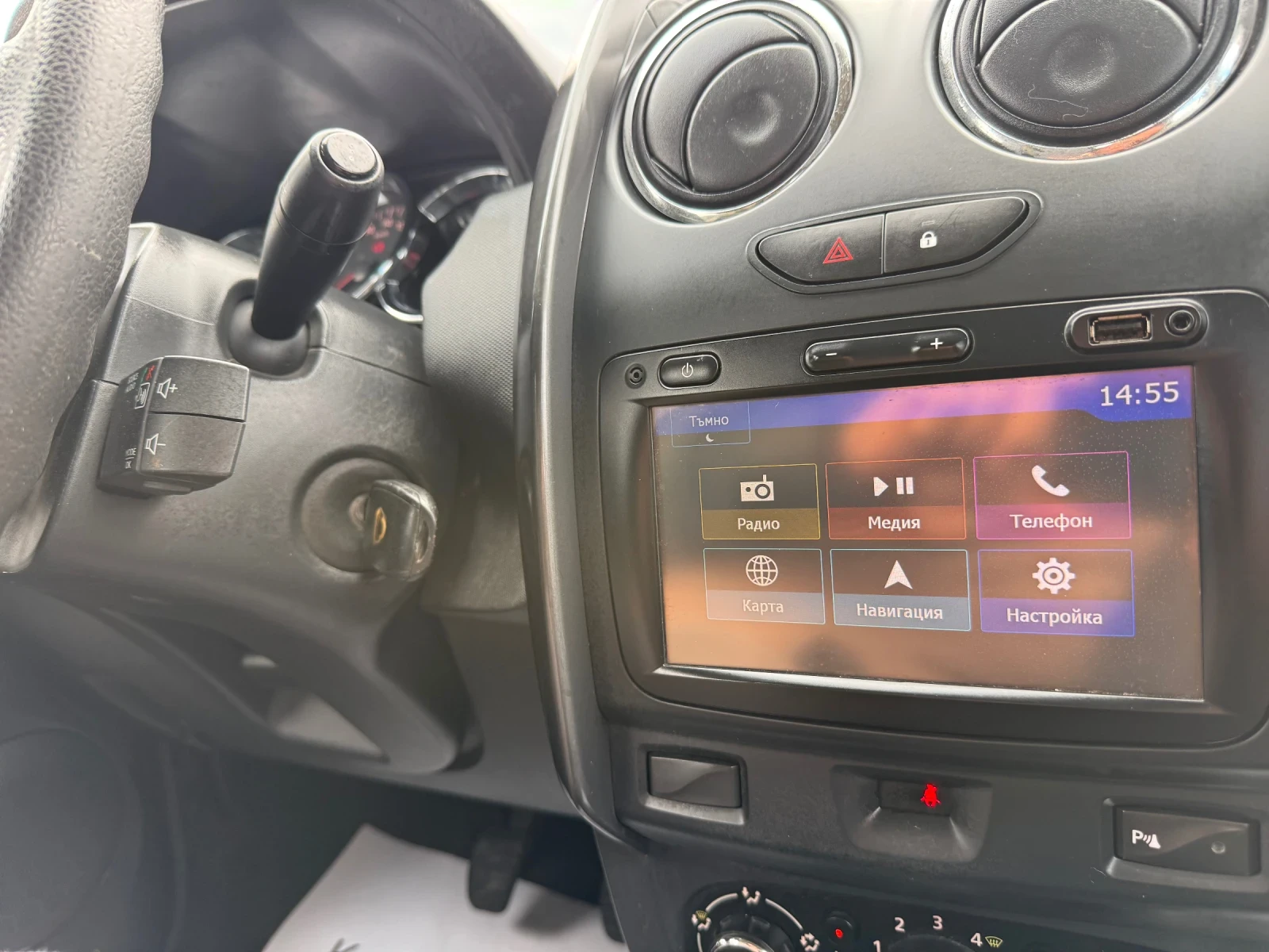 Dacia Duster 1.5dCi EURO 6b, снимка 13 - Автомобили и джипове - 56254112