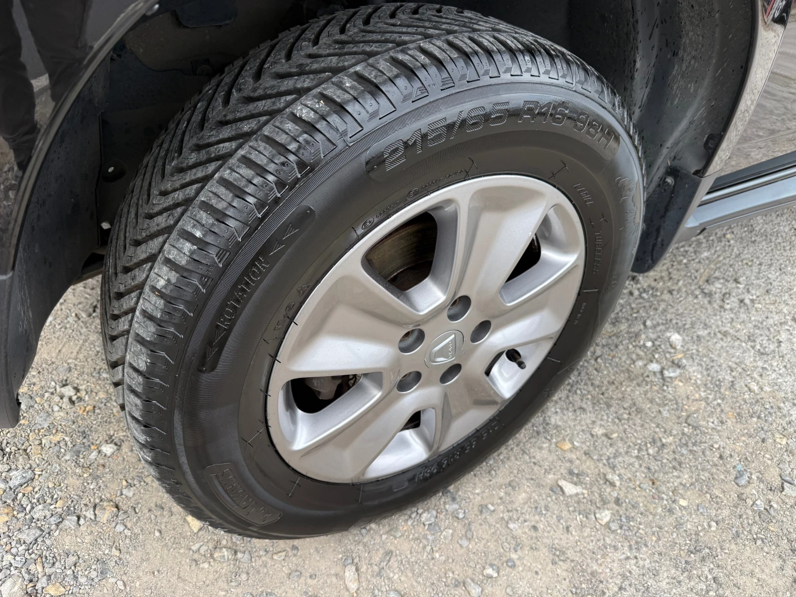Dacia Duster 1.5dCi EURO 6b, снимка 14 - Автомобили и джипове - 56254112