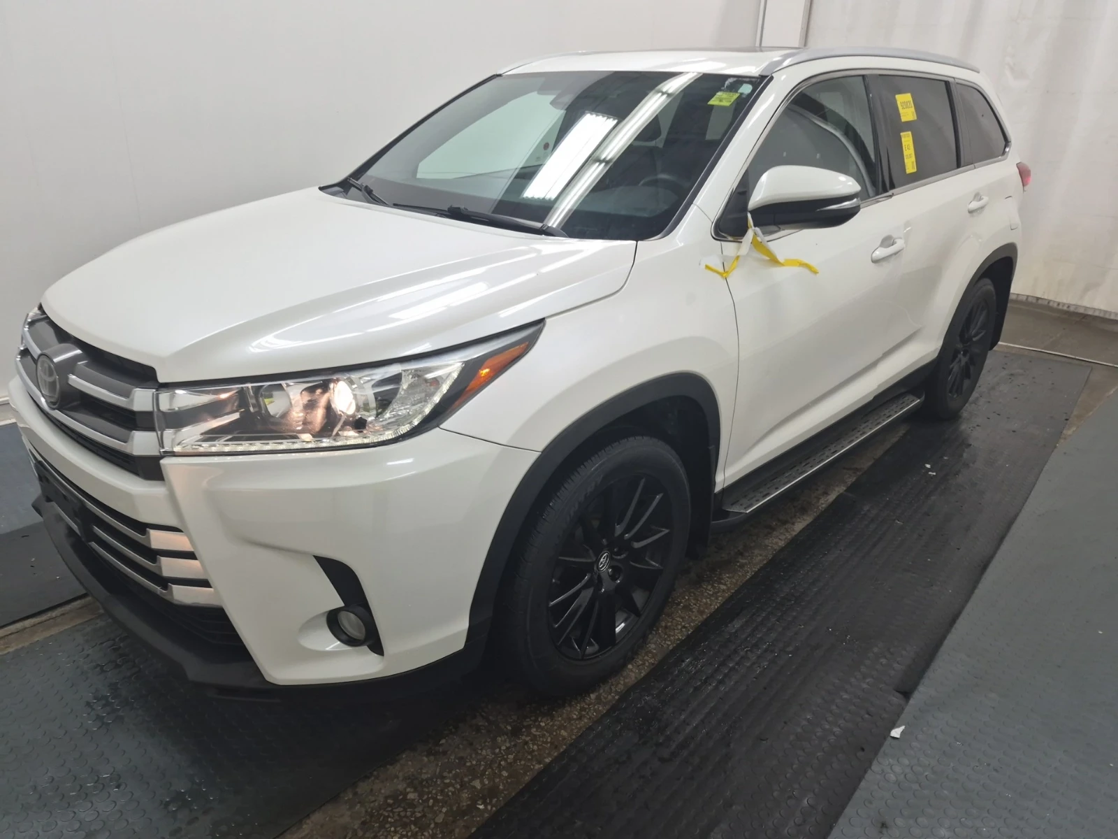 Toyota Highlander Awd Xle / Carfax / Лизинж