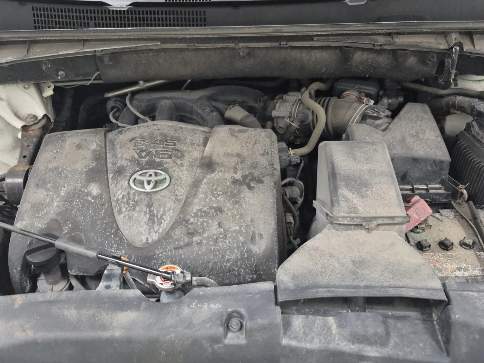 Toyota Highlander Awd Xle / Carfax / Лизинж, снимка 16 - Автомобили и джипове - 56315635