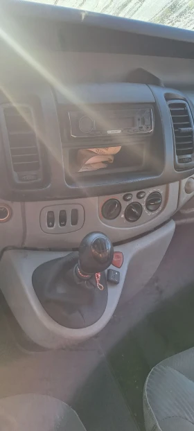 Opel Vivaro Бензин, газ 117 к.с 2008г., снимка 5