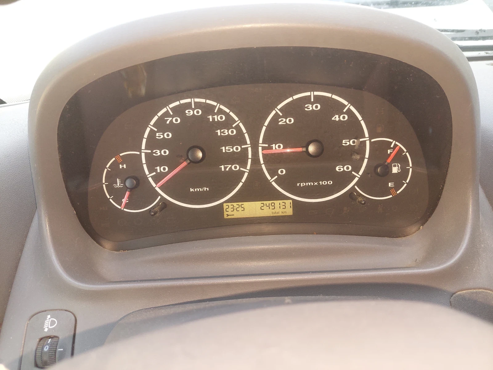 Peugeot Boxer 2.2HDI Klima - изображение 9