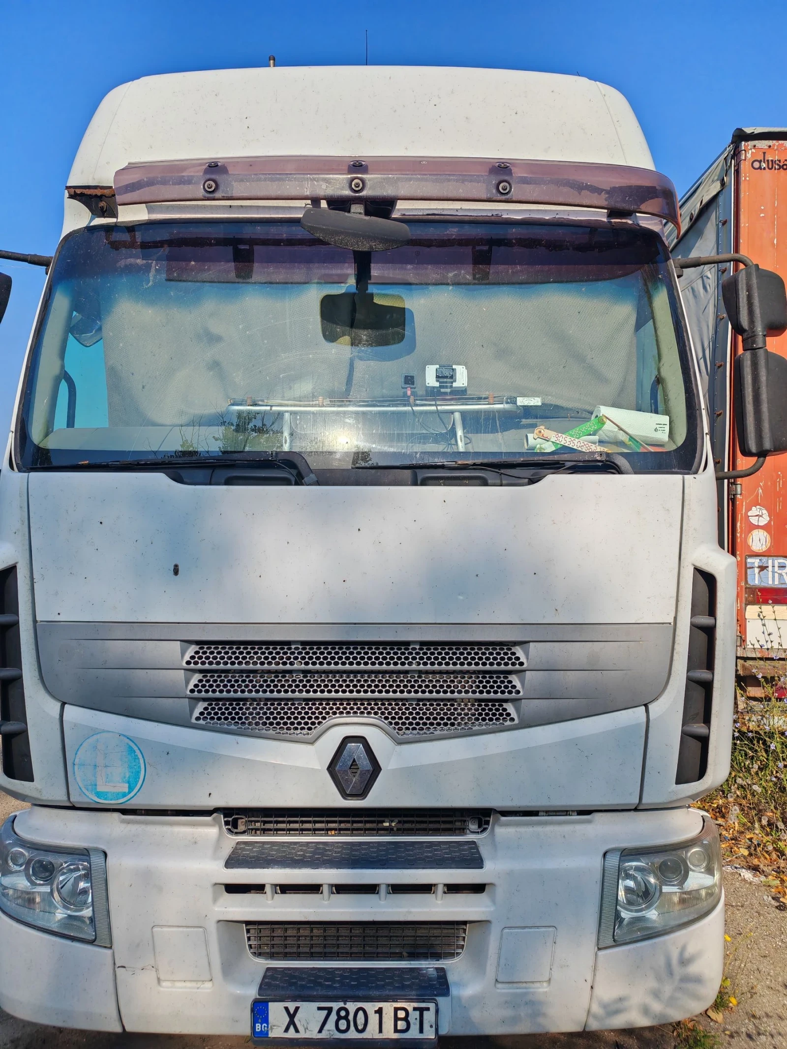 Renault Premium