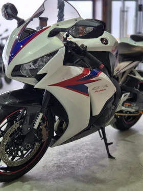 Honda Cbr 1000RR Fireblade ABS AKRAPOVIC Нов внос ШВЕЙЦАРИЯ!, снимка 11