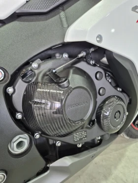 Honda Cbr 1000RR Fireblade ABS AKRAPOVIC Нов внос ШВЕЙЦАРИЯ!, снимка 13