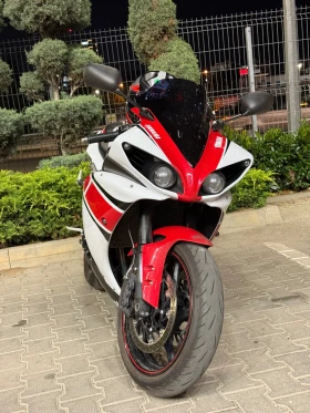 Yamaha YZF-R1 Big Bang | Mobile.bg    4