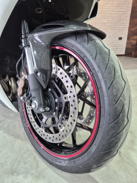 Honda Cbr 1000RR Fireblade ABS AKRAPOVIC Нов внос ШВЕЙЦАРИЯ! | Auto.bg — изображение 14