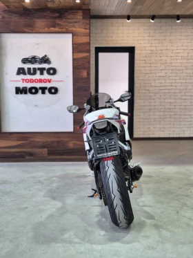 Honda Cbr 1000RR Fireblade ABS AKRAPOVIC Нов внос ШВЕЙЦАРИЯ! | Auto.bg — изображение 7