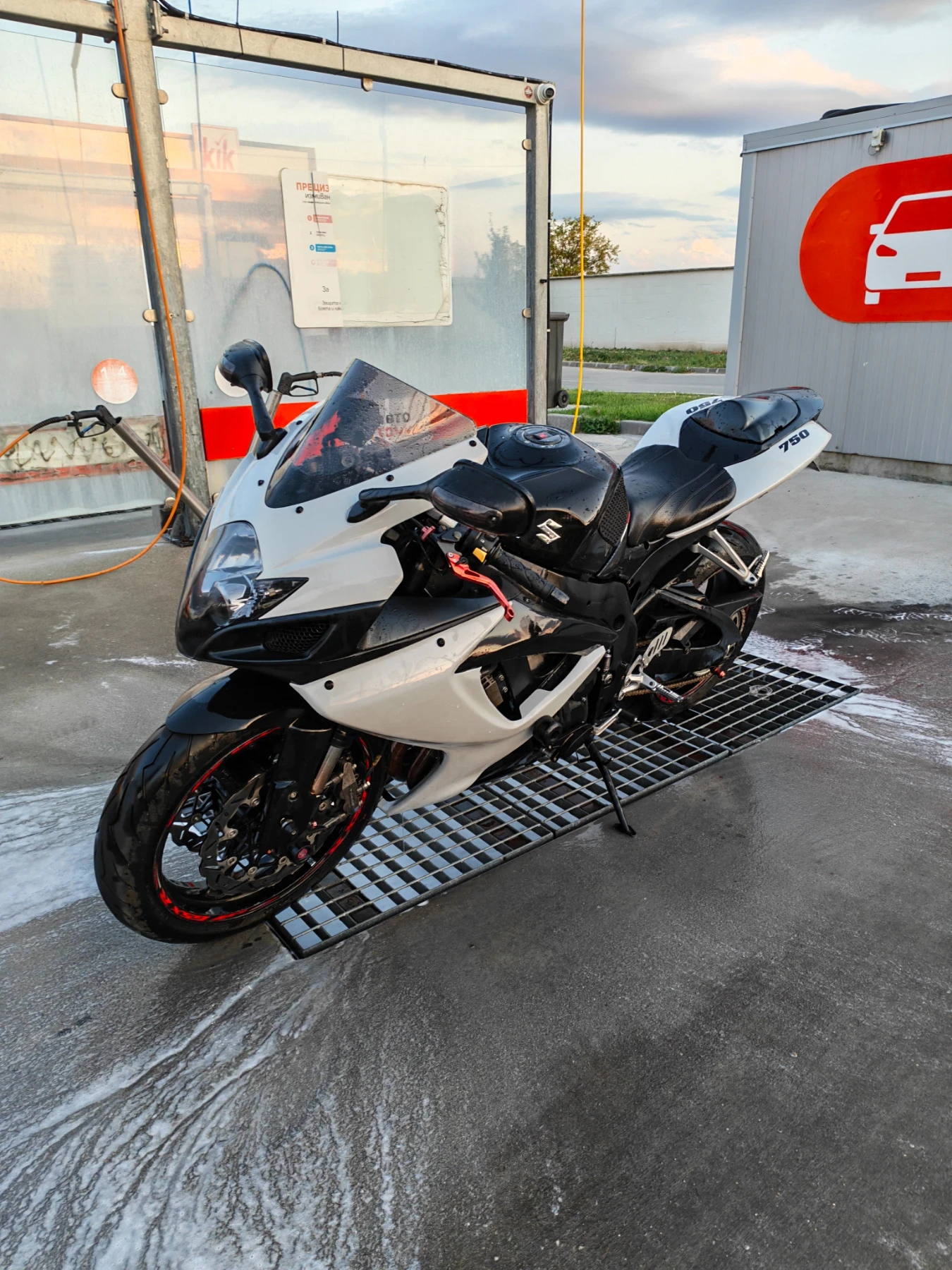 Suzuki Gsxr, снимка 2 - Мотоциклети и мототехника - 55458932