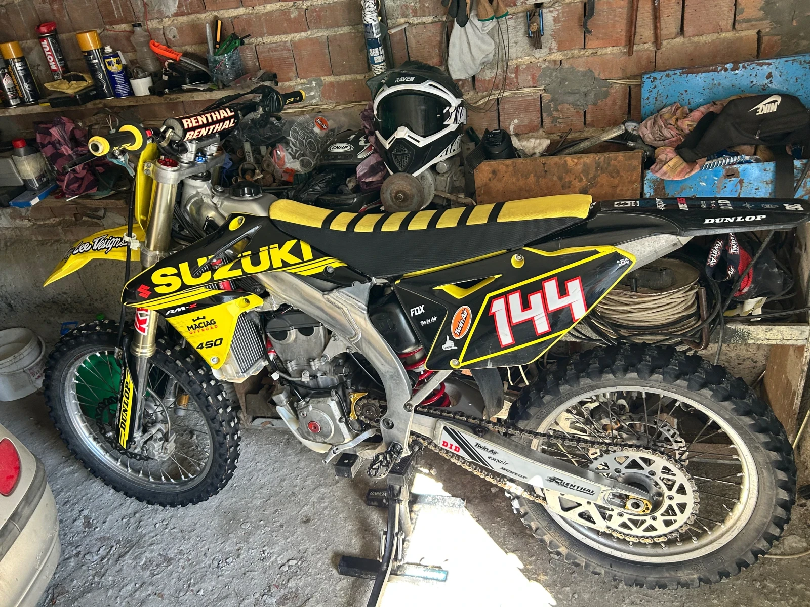 Suzuki Rmz