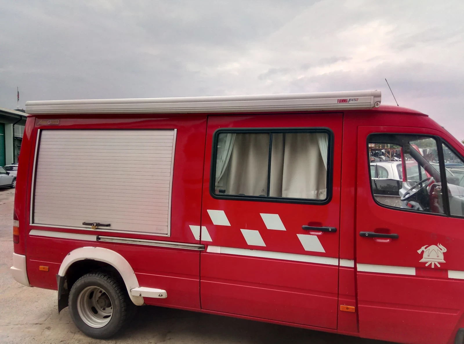 Кемпер Mercedes-Benz 412, снимка 15 - Каравани и кемпери - 54770218