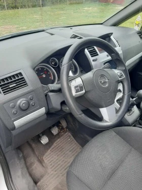 Opel Zafira 1.9CDTI Navi 7 места , снимка 10