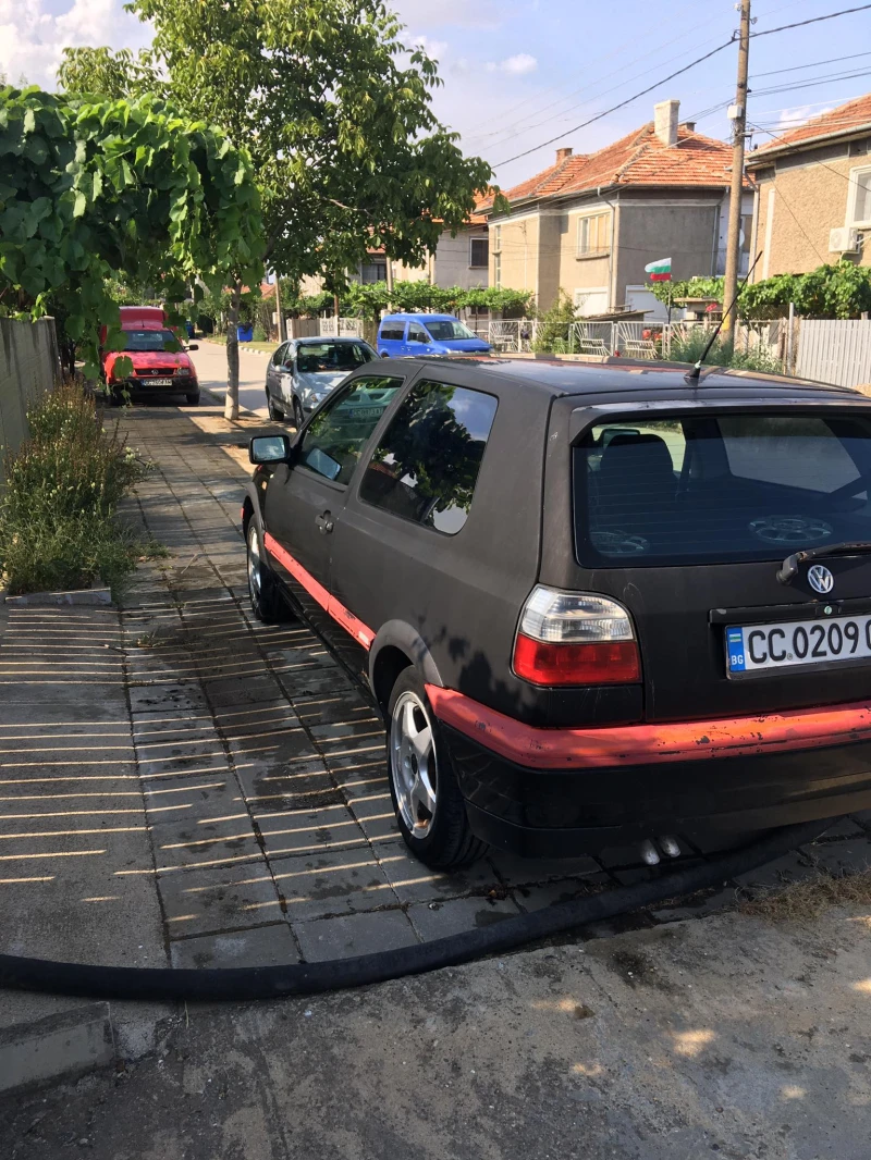 VW Golf 2.0 115, снимка 5 - Автомобили и джипове - 47609429