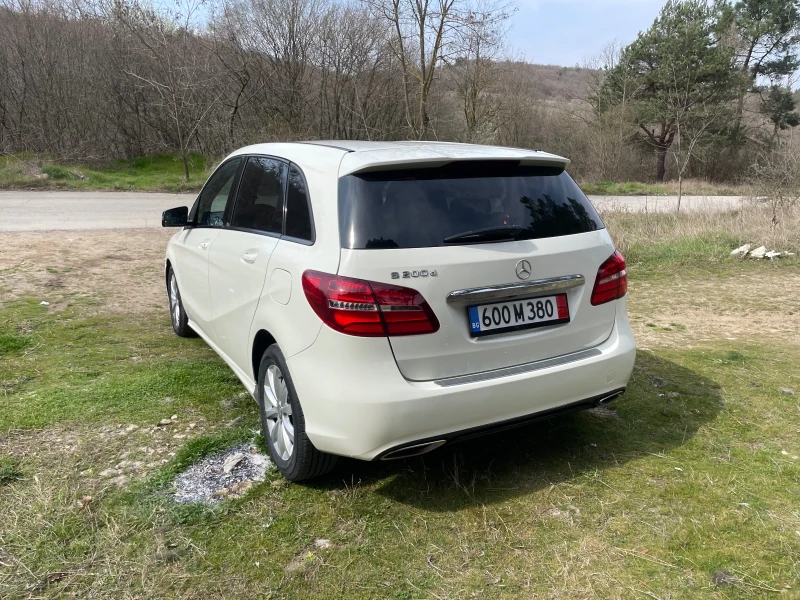 Mercedes-Benz B 200, снимка 8 - Автомобили и джипове - 47776304