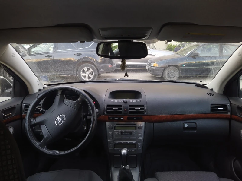 Toyota Avensis, снимка 3 - Автомобили и джипове - 48708285