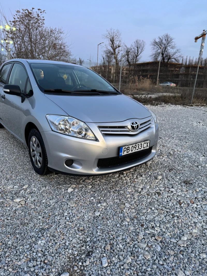 Toyota Auris, снимка 2 - Автомобили и джипове - 49214693