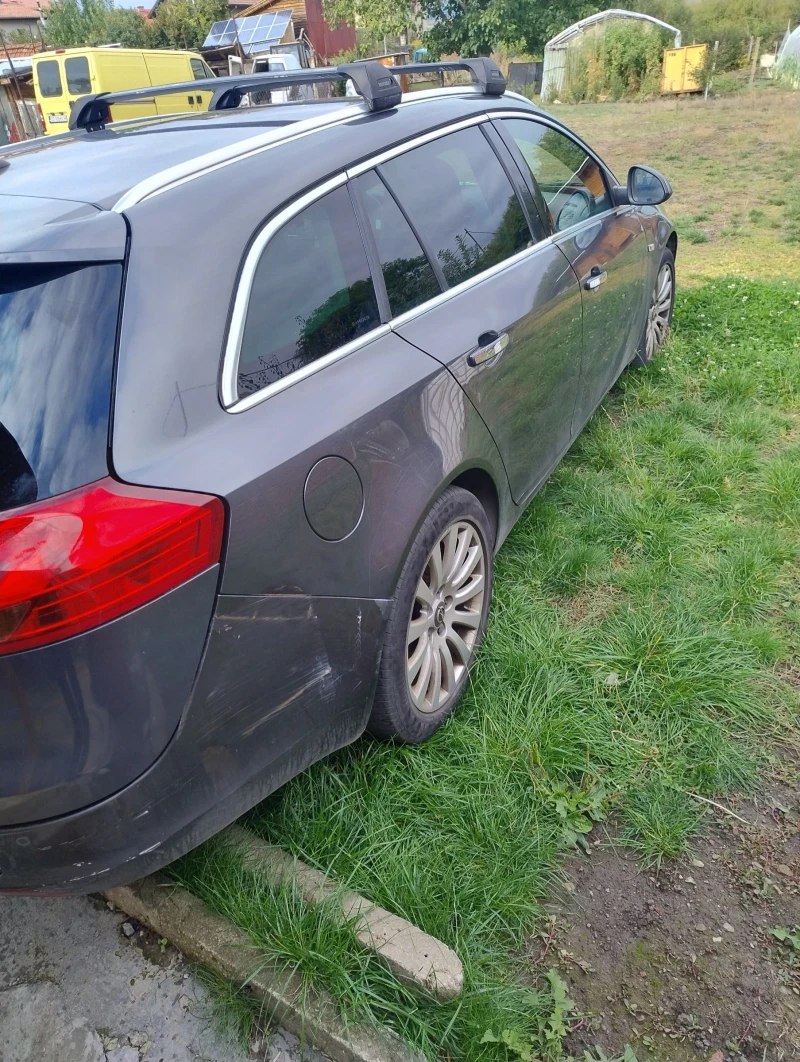 Opel Insignia 2.0 CDTI, снимка 3 - Автомобили и джипове - 52554803