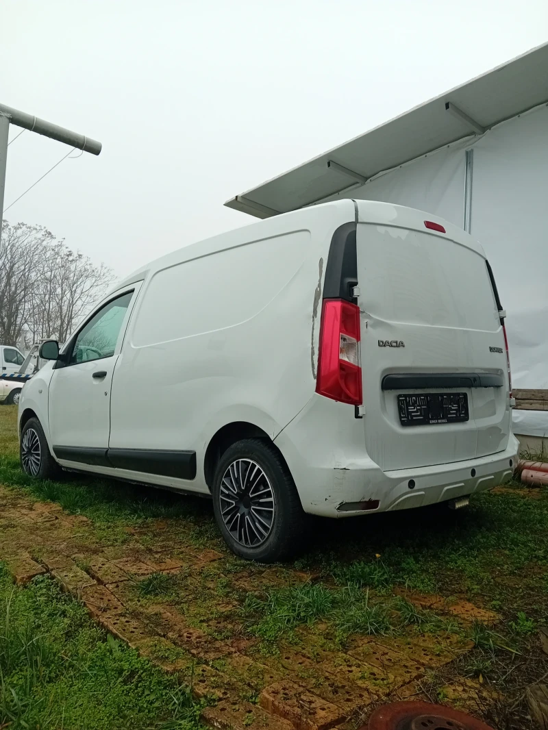 Dacia Dokker, снимка 3 - Автомобили и джипове - 52639500