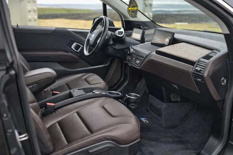 BMW i3 S 120ah full full, снимка 9 - Автомобили и джипове - 53261672