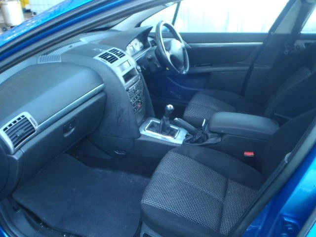 Peugeot 407 1.6hdi НА ЧАСТИ, снимка 12 - Автомобили и джипове - 17396322