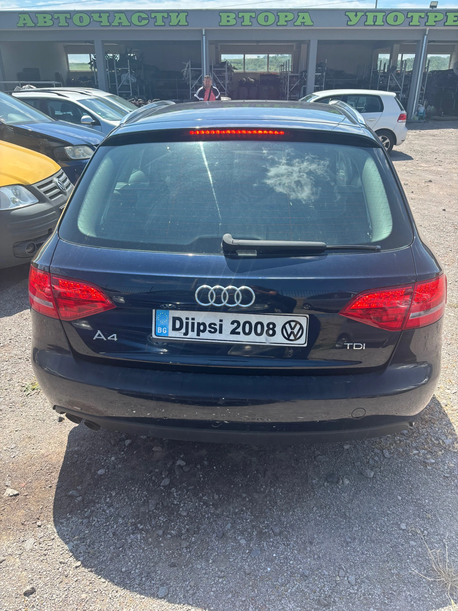 Audi A4 2, 0 Авто * На части*  - изображение 6