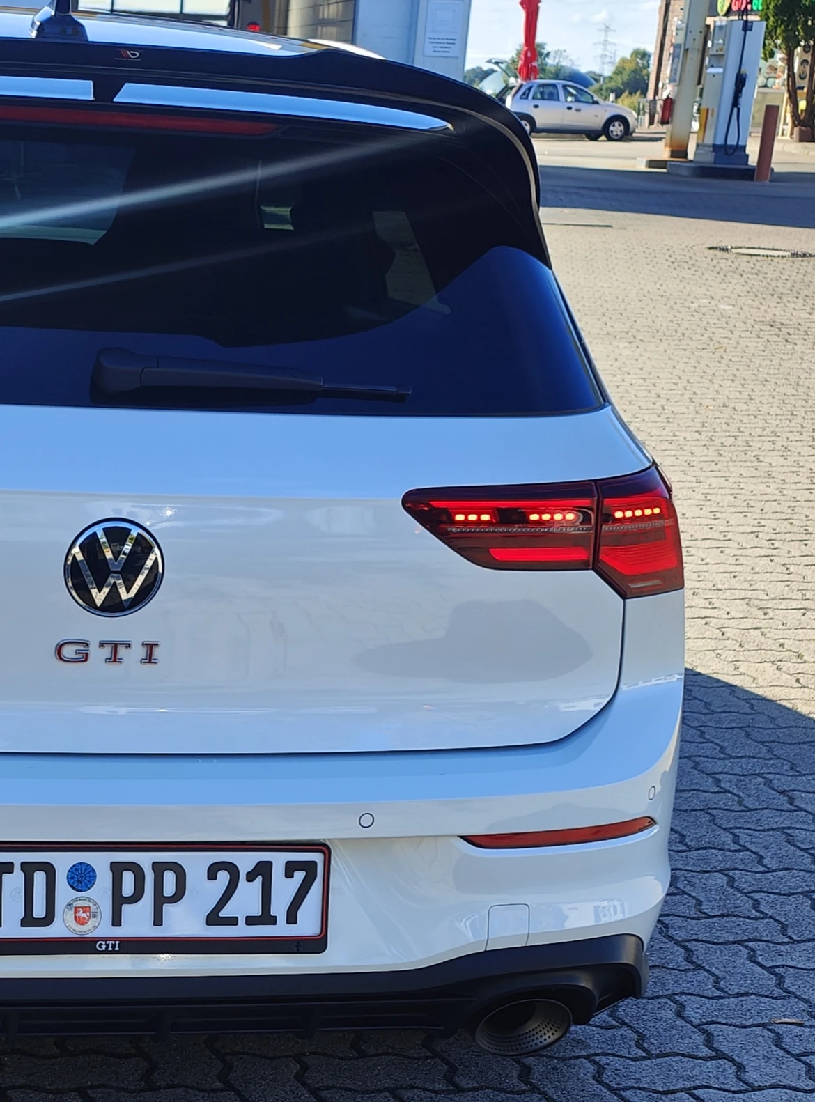 VW Golf GTI Clubsport Edition 45 - изображение 4