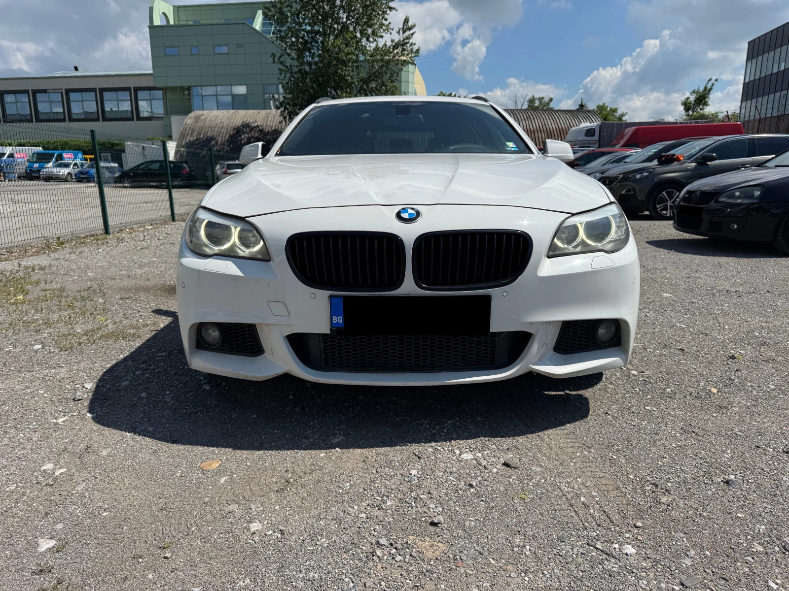 BMW 535 d M Paket xDrive Touring - изображение 8