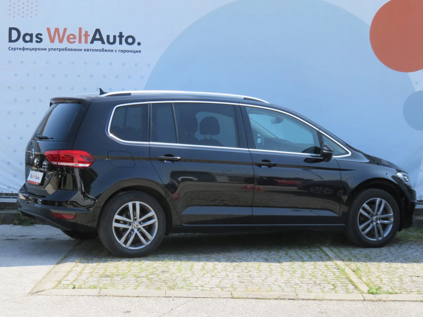 VW Touran Highline 2.0 TDI SCR DSG - изображение 3