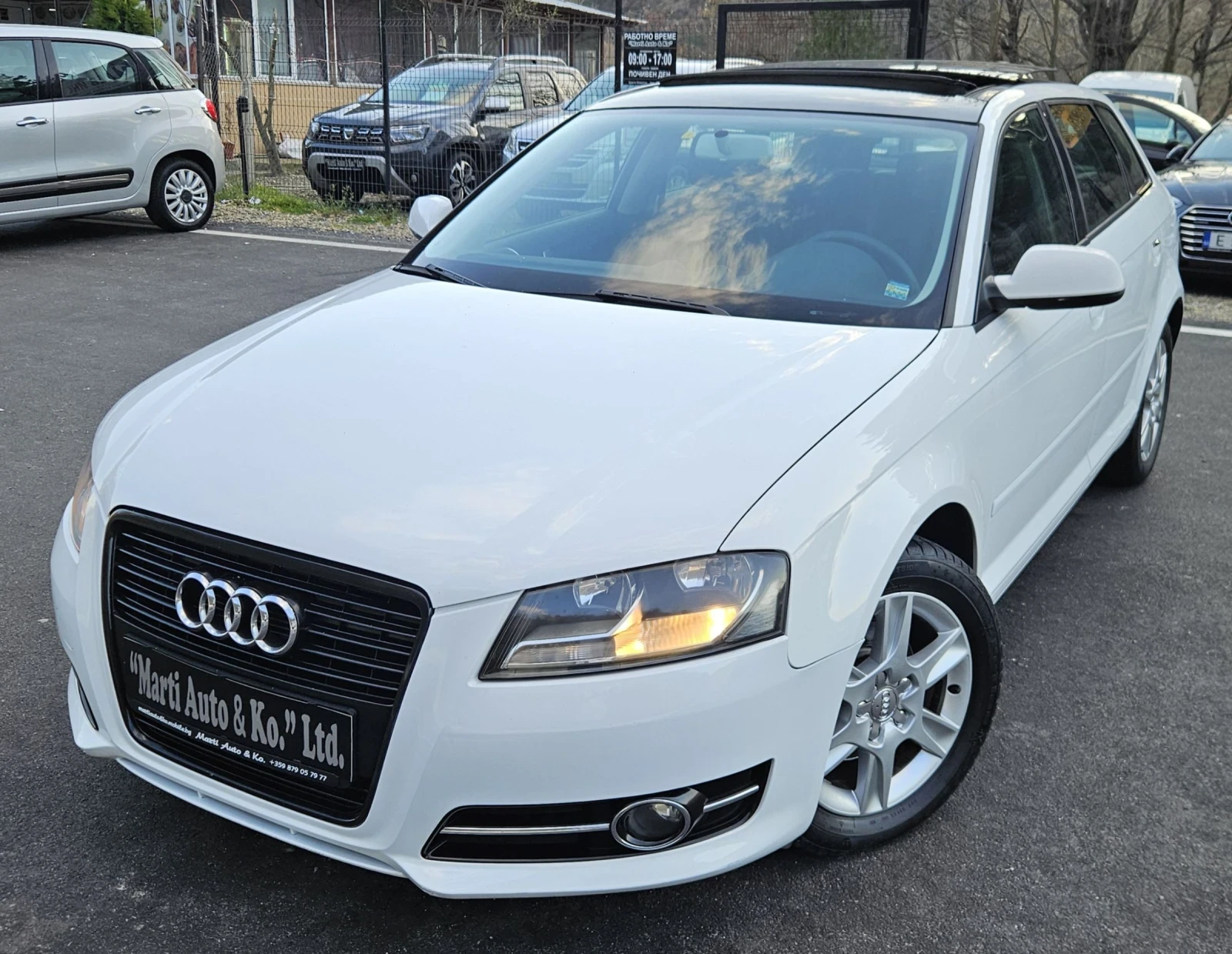 Audi A3 1.6 TDI Sportback Панорама !!! , снимка 4 - Автомобили и джипове - 51106278