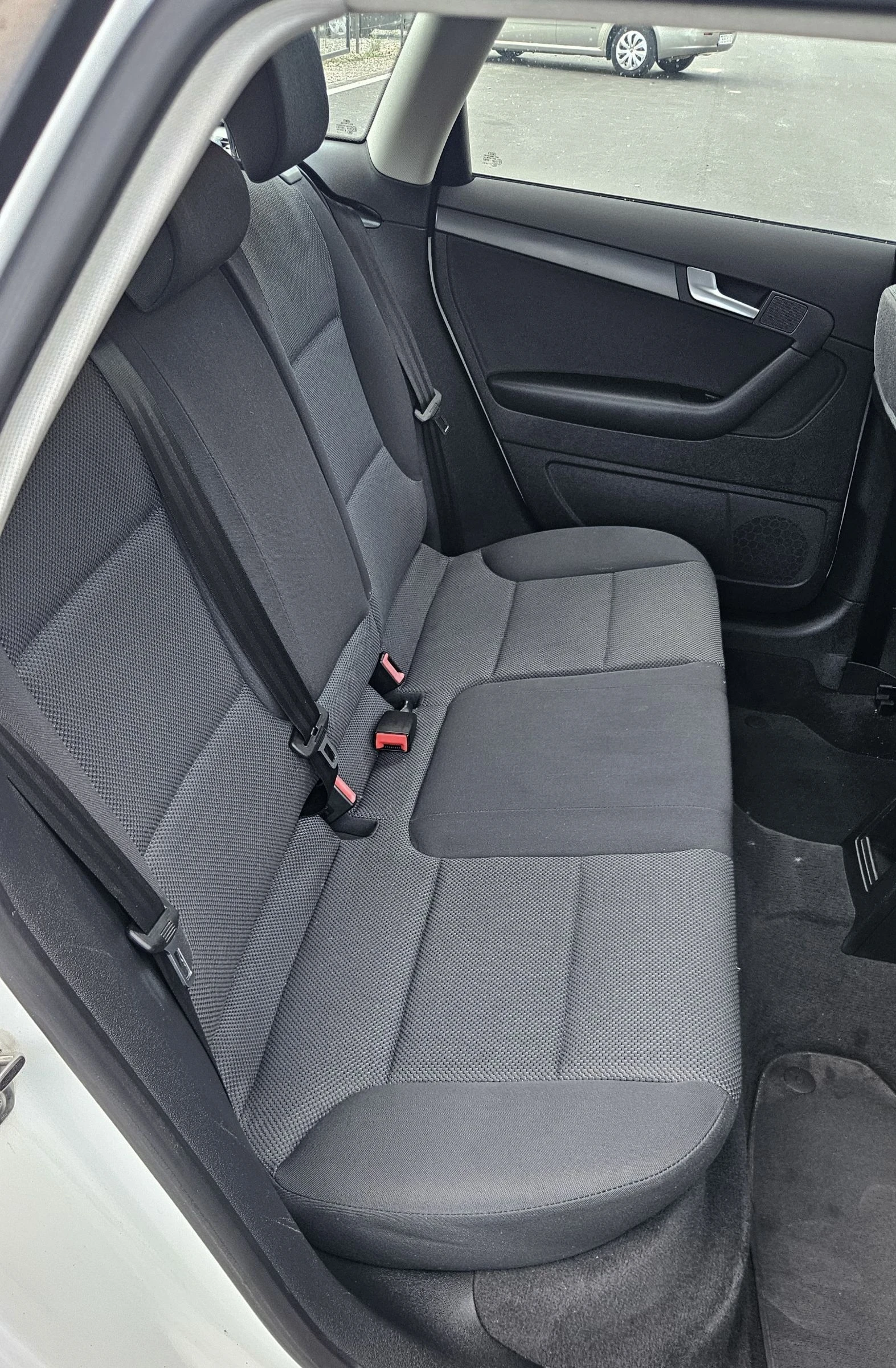 Audi A3 1.6 TDI Sportback Панорама !!! , снимка 15 - Автомобили и джипове - 51106278