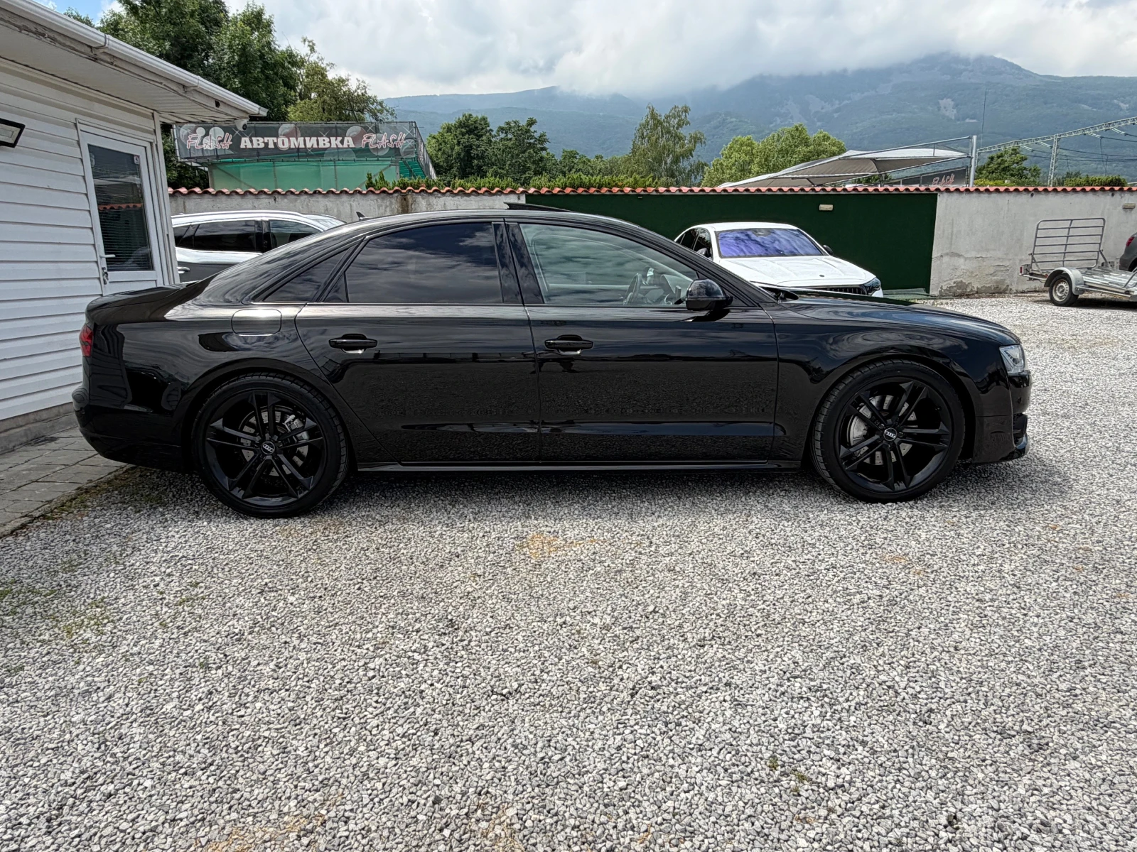 Audi A8 200хл.км-S8 Пакет-Design Selection-Лизинг, снимка 2 - Автомобили и джипове - 55083968