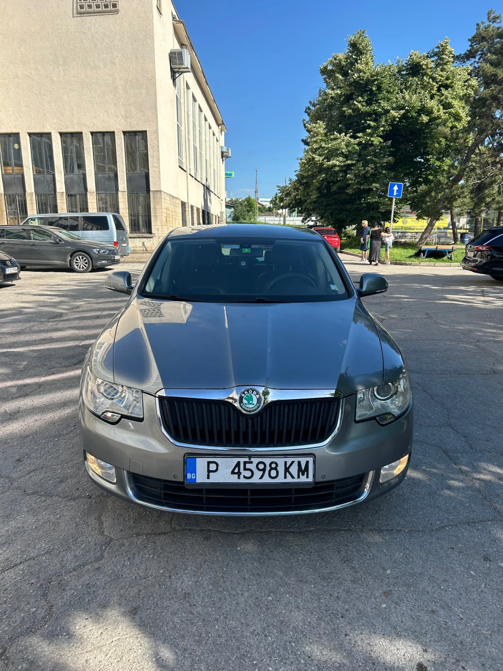Skoda Superb 2.0 TDI - изображение 6