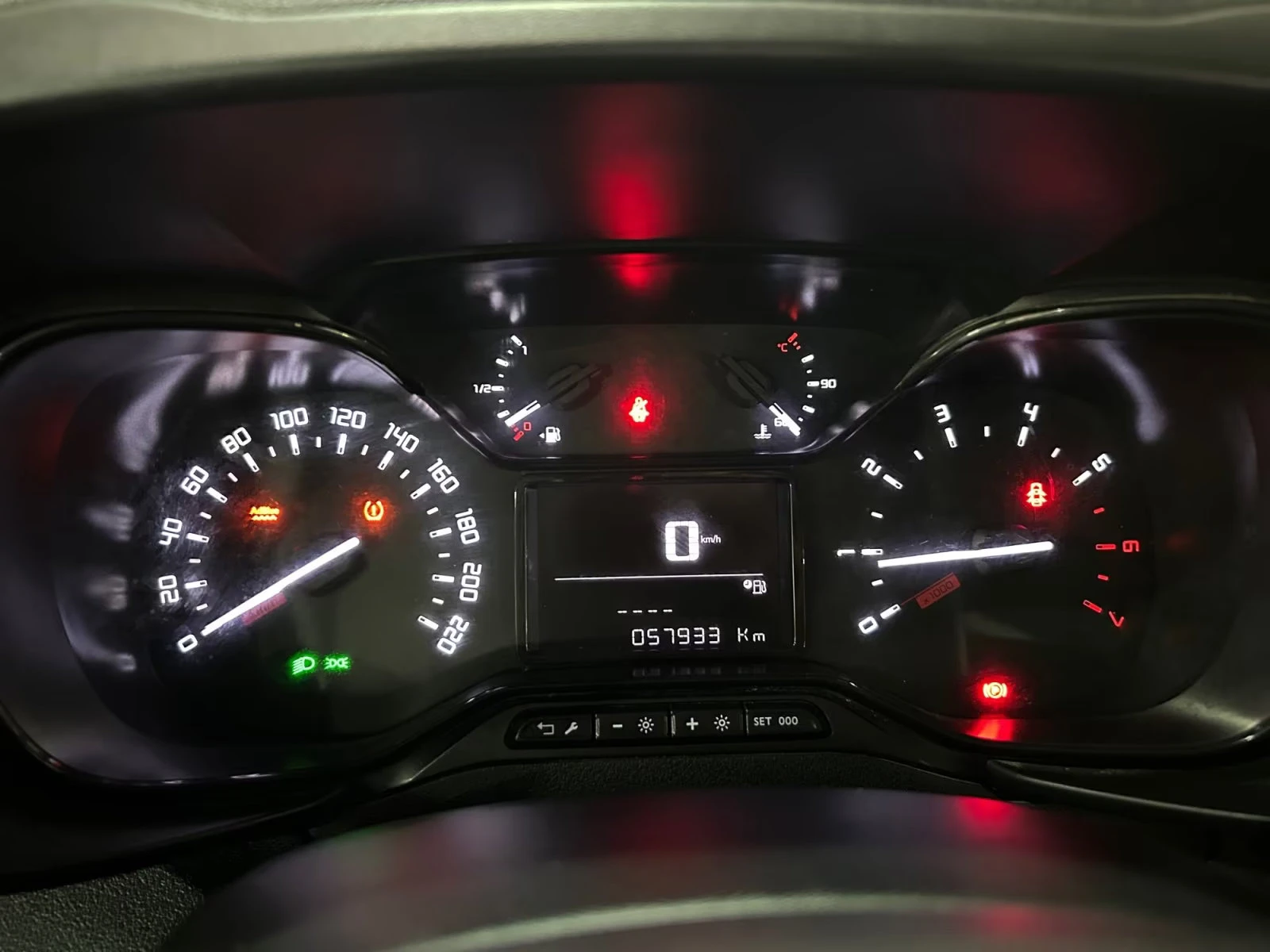 Citroen Berlingo 1.5/BlueHDI/130HP/CARPLAY/DAB/CRUISEC./FWD/989f | Mobile.bg � ����������� 11