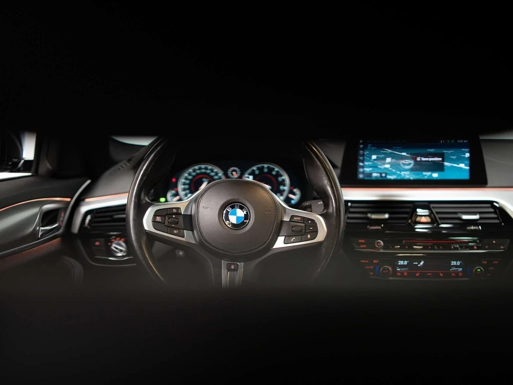 BMW 530 * xDrive * CARFAX * ���� �� �������� *  | Mobile.bg � ����������� 16