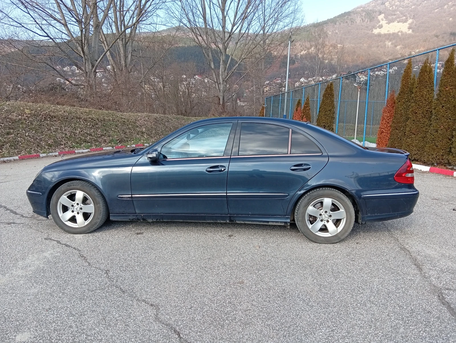 Mercedes-Benz E 320  - изображение 6