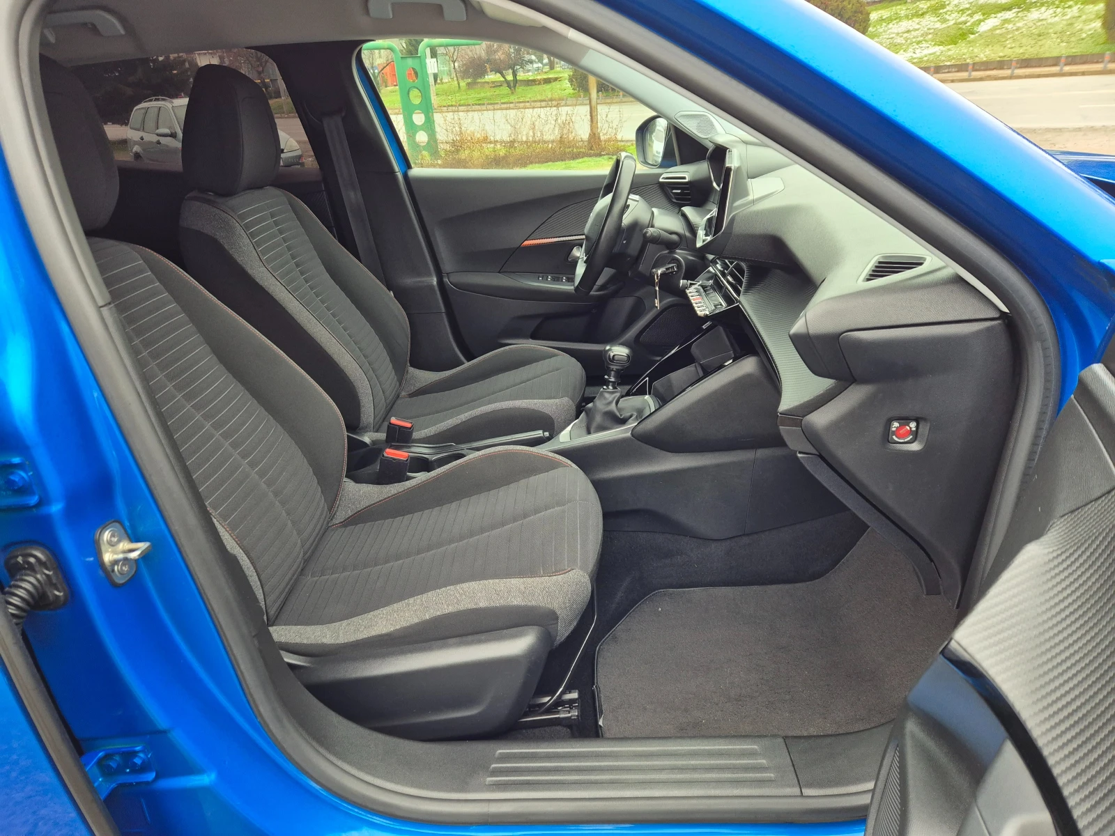 Peugeot 2008 1.5HDI - изображение 9