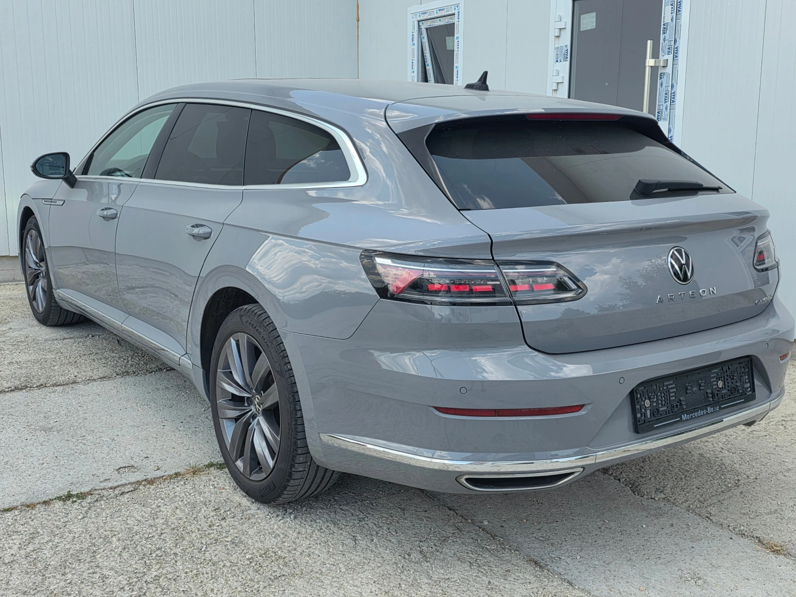 VW Arteon SHOOTING BRAKE 1.4 EHYBRID DSG ELEGANCE.Лизинг, снимка 7 - Автомобили и джипове - 53573075