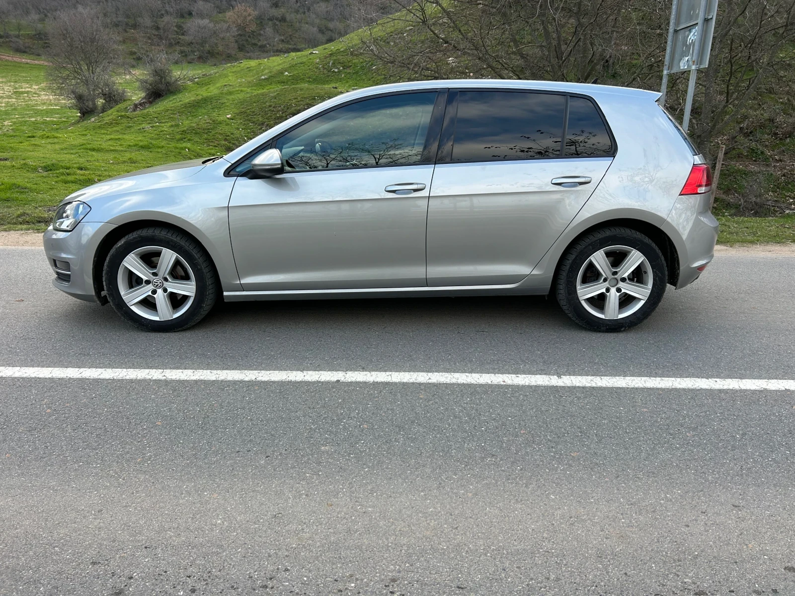 VW Golf 2.0TDI ТОП , снимка 7 - Автомобили и джипове - 53740849