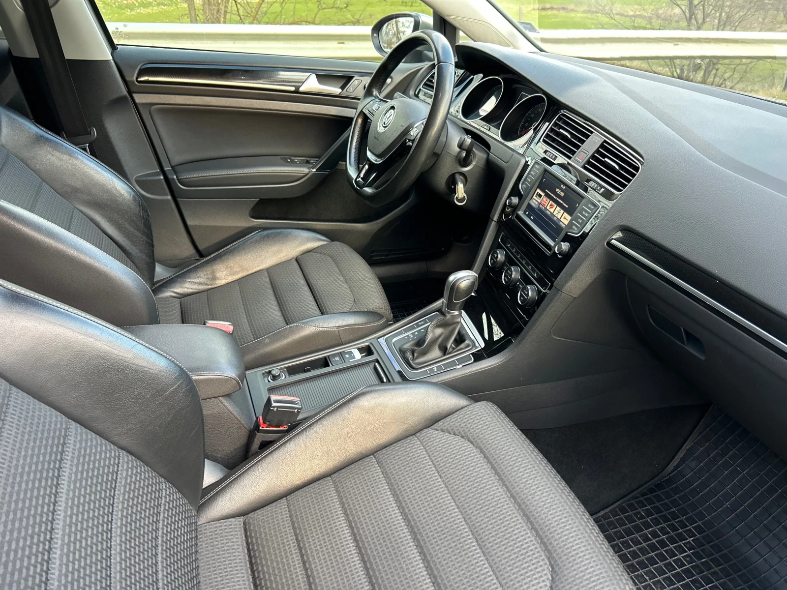 VW Golf 2.0TDI ТОП , снимка 16 - Автомобили и джипове - 53740849