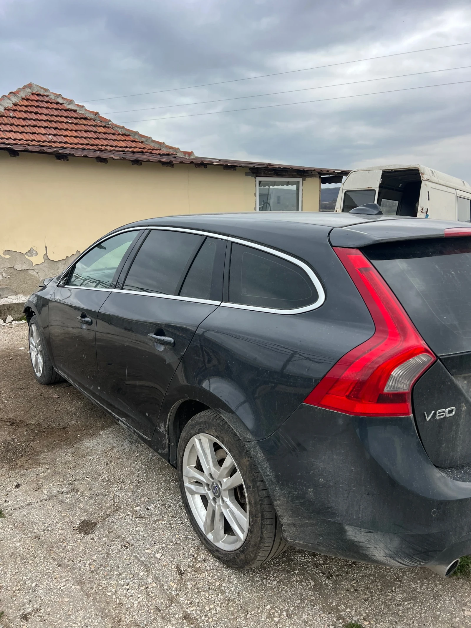 Volvo V60 | Mobile.bg � ����������� 1
