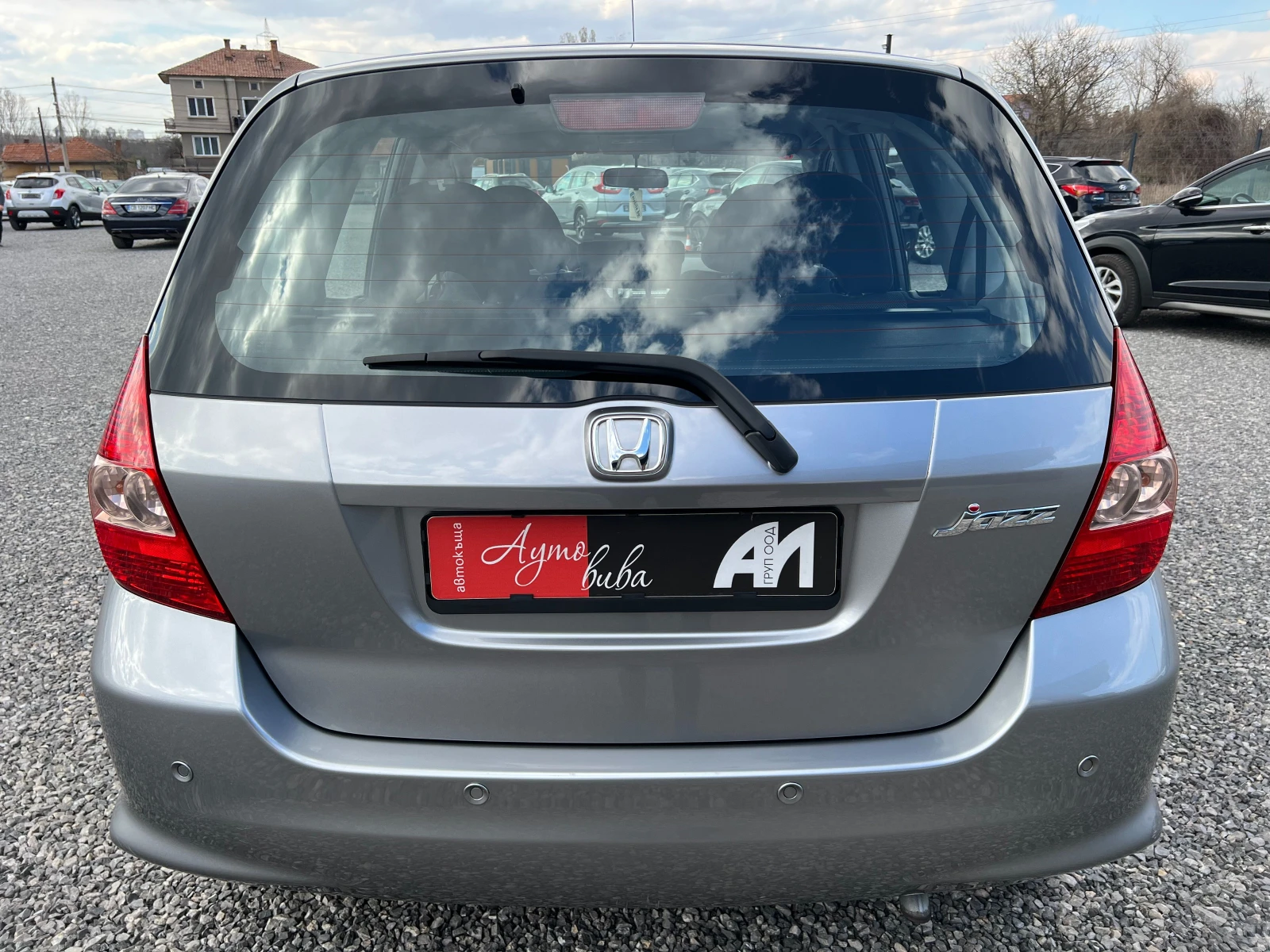 Honda Jazz 1.4i Фейслифт/ТОП СЪСТОЯНИЕ/Серв. история/165723км, снимка 4 - Автомобили и джипове - 53988243