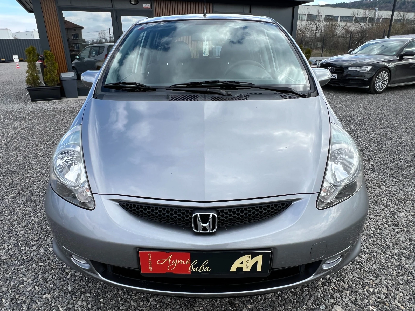 Honda Jazz 1.4i Фейслифт/ТОП СЪСТОЯНИЕ/Серв. история/165723км, снимка 8 - Автомобили и джипове - 53988243