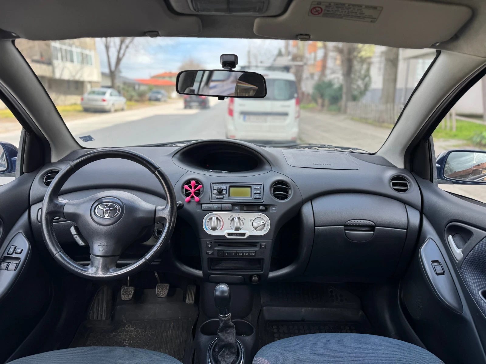 Toyota Yaris 1.4 D4D, снимка 8 - Автомобили и джипове - 54005289