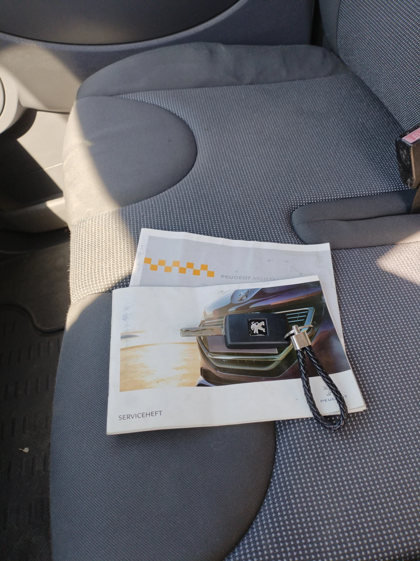 Peugeot Expert 1.6HDI Клима, снимка 12 - Автомобили и джипове - 54100000