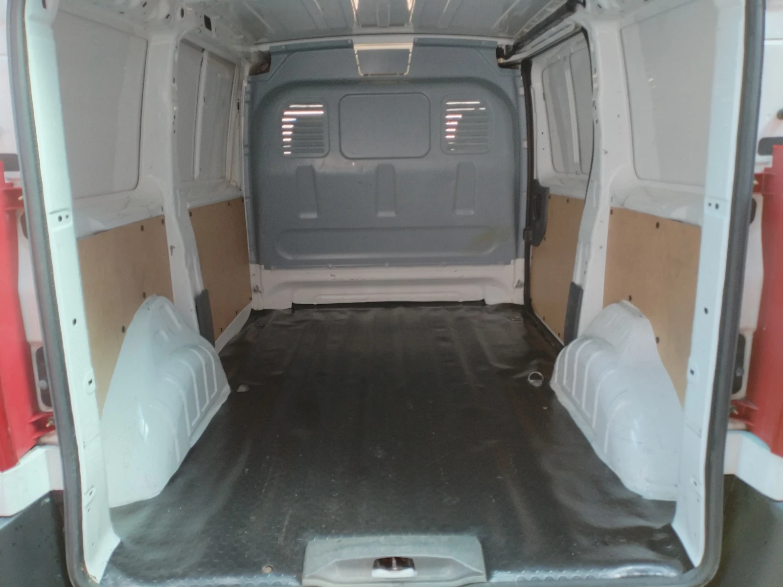 Peugeot Expert 1.6HDI Клима, снимка 9 - Автомобили и джипове - 54100000