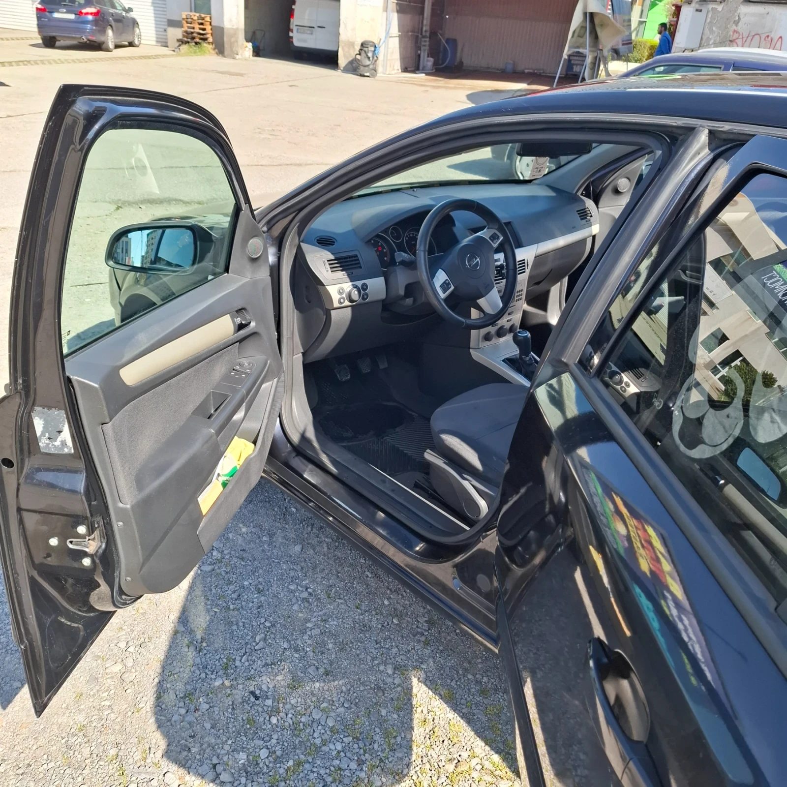 Opel Astra H, снимка 5 - Автомобили и джипове - 54121456