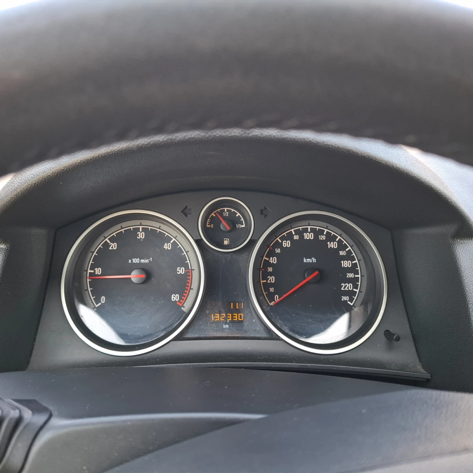 Opel Astra H, снимка 7 - Автомобили и джипове - 54121456