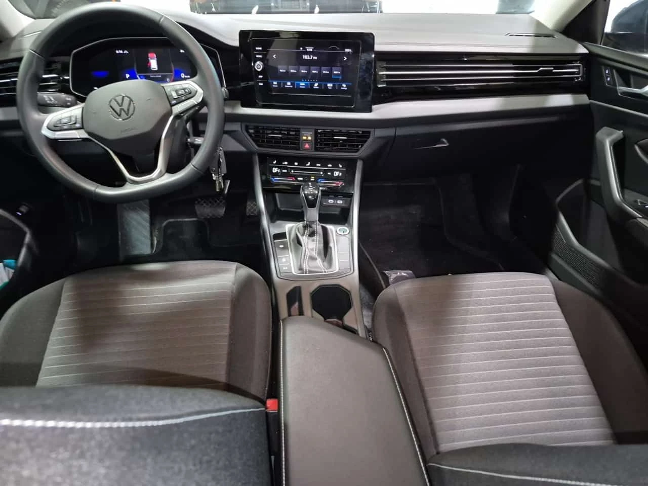 VW Jetta * TRENDLINE * CARFAX * ЦЕНА ДО БГ, снимка 10 - Автомобили и джипове - 54344305