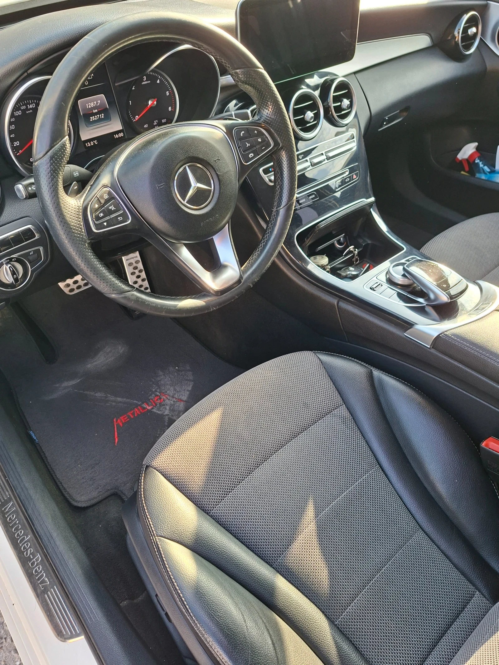 Mercedes-Benz C 220 W205 , снимка 6 - Автомобили и джипове - 54428347